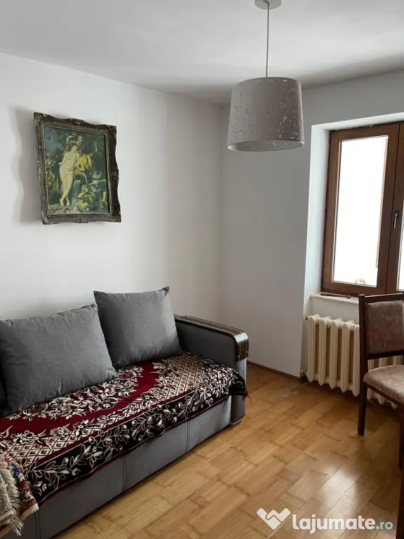 Închiriez apartament 3 camere, 70mp2, zona Armoniei