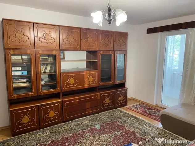 Închiriez apartament 3 camere, 70mp2, zona Armoniei