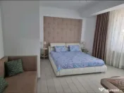 Studio modificat în 2 camere de închiriat în Mamaia Nord