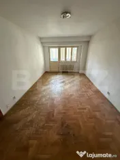 Apartament 3 camere DECOMANDAT INDEPENDENTEI 