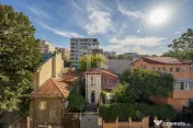 Zona C Calarrasilor ,apartament în imobil interbelic