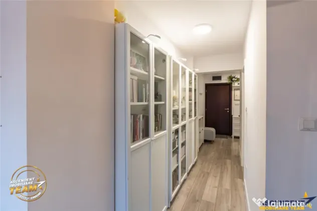 Decomandat 3 camere, mobilat, echipat, terasa apreciabila, p - Sfantu Gheorghe (Covasna)