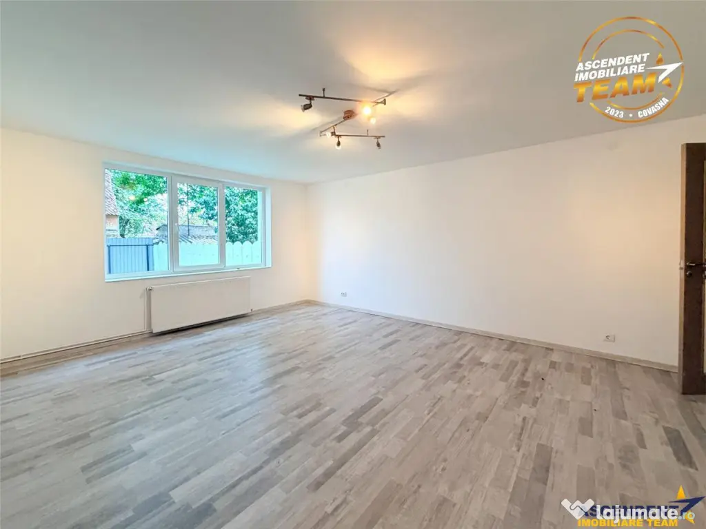 2 case pe aceeasi proprietate, renovate 2026, crama, gradina - Brasov (Brasov)