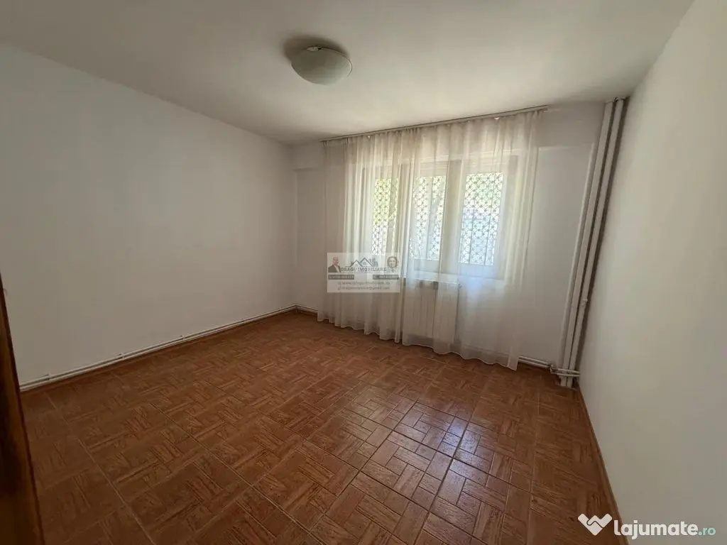 Apartament Focsani/Central/Parter/Pretabil birou - Focsani (Vrancea)