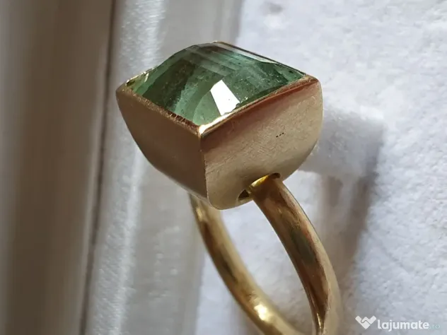 Inel unicat goldsmith arhitectural aur solid 18k cu smarald natural urias 8ct