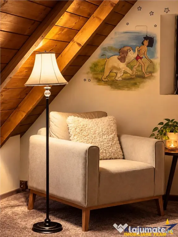 Casa cu 3 apartamente transfer afacere, locuri parcare, Ce - Brasov (Brasov)