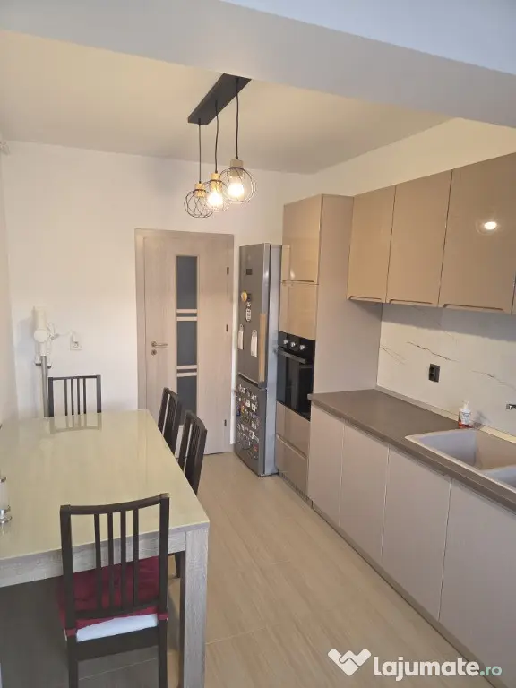 Vand apartament 3 camere, 91.7 mp utili, Cartieru Latin, Bragadiru - Bragadiru (Bucuresti-Ilfov)