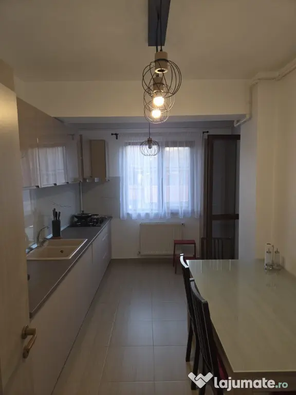 Vand apartament 3 camere, 91.7 mp utili, Cartieru Latin, Bragadiru - Bragadiru (Bucuresti-Ilfov)