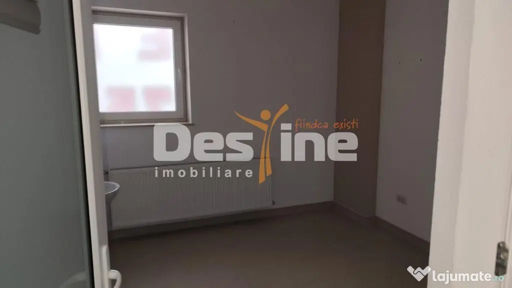 Spatiu de inchiriat central Baicoi - Baicoi (Prahova)