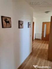 Vila de cinci camere in zona Schei 