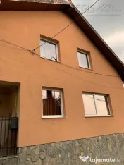 Vila de cinci camere in zona Schei 