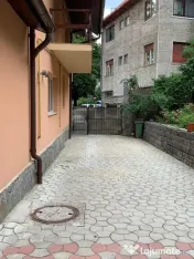 Vila de cinci camere in zona Schei 