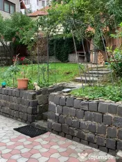 Vila de cinci camere in zona Schei 