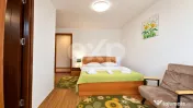 Proprietate turistică cu 8 camere | 700 m de Pârtia Kalind 