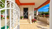 Proprietate turistică cu 8 camere | 700 m de Pârtia Kalind 