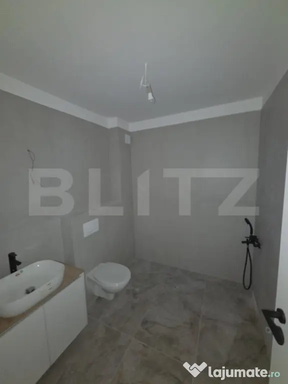Apartament 3 camere, 2 bai,terasă generoasă, parcare inclu - Floresti (Cluj)