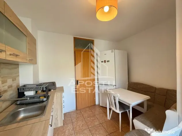Apartament 4 camere de vanzare, decomandat, Girocului, Timisoara - Timisoara (Timis)