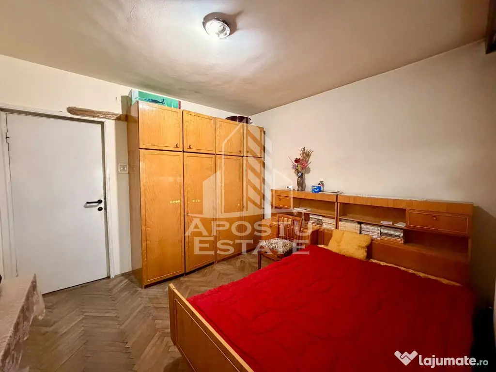 Apartament cu 2 camere de vanzare, zona Circumvalatiunii, Timisoara - Timisoara (Timis)