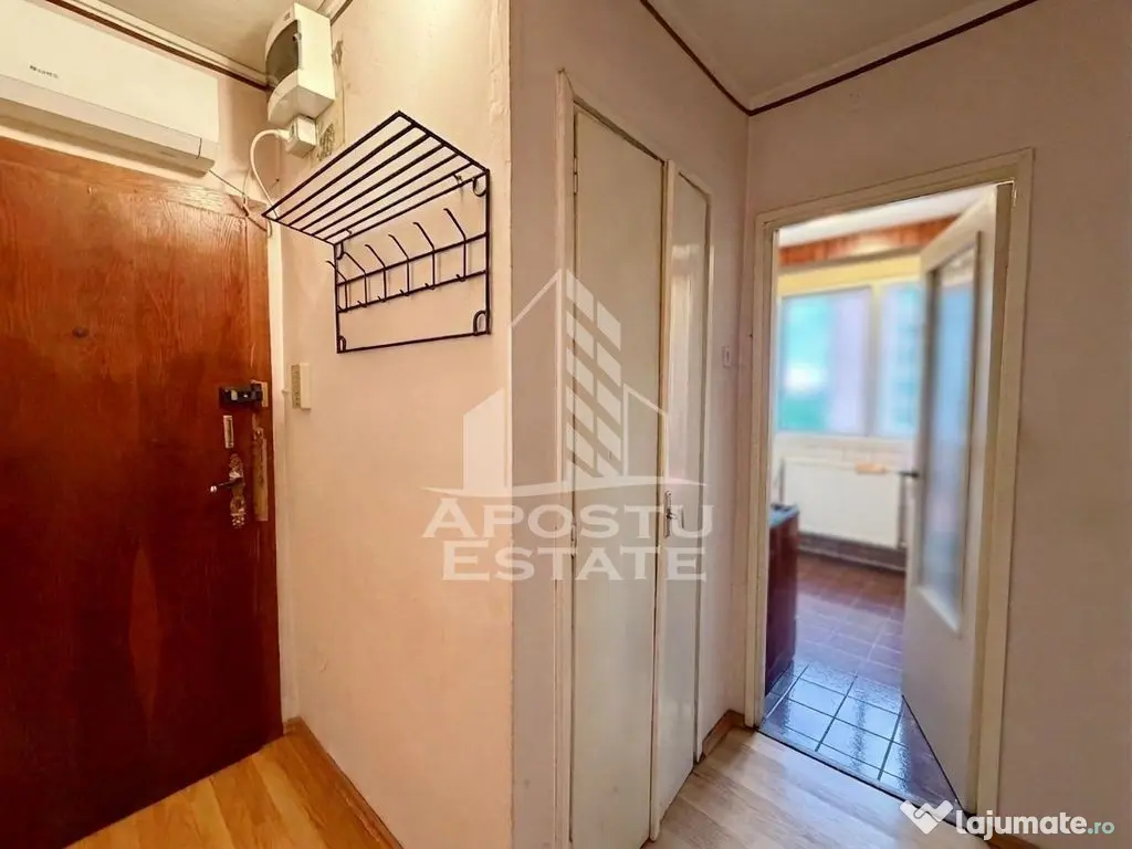 Apartament cu 2 camere de vanzare, zona Circumvalatiunii, Timisoara - Timisoara (Timis)