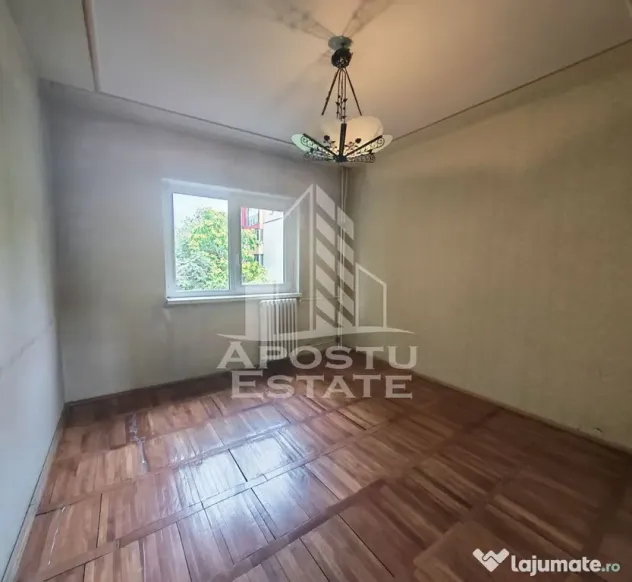 Apartament de vanzare cu 3 camere, 2 bai, 2 balcoane, zona Aradului - Timisoara (Timis)