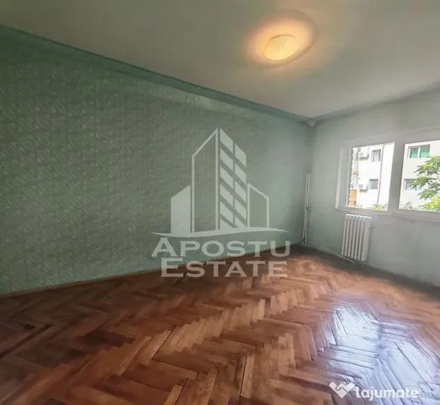 Apartament de vanzare cu 3 camere, 2 bai, 2 balcoane, zona Aradului - Timisoara (Timis)