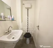 Apartament de vanzare cu 3 camere, 2 bai, 2 balcoane, zona Aradului