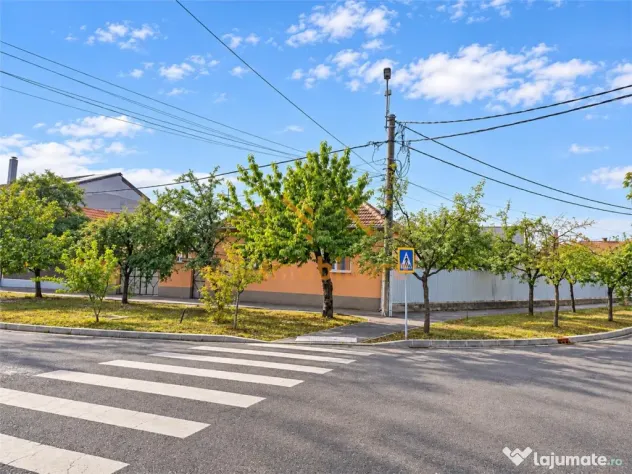 2 CASE LOCUIBILE | TEREN 986 MP | STR.TROTUSULUI | ZONA IOSI - Oradea (Bihor)