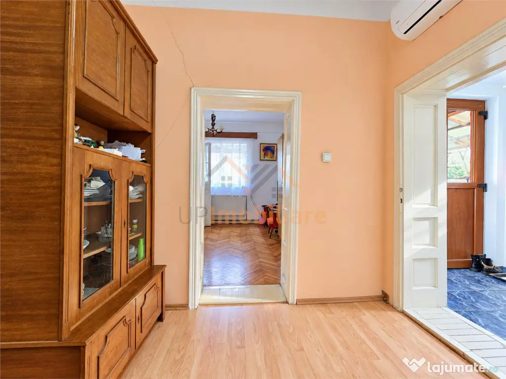 2 CASE LOCUIBILE | TEREN 986 MP | STR.TROTUSULUI | ZONA IOSI - Oradea (Bihor)
