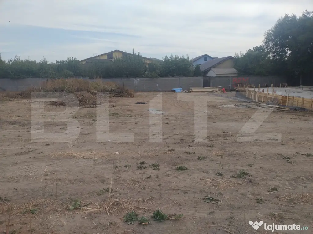 Teren intravilan Malu Mare, zona scolii, 413 mp, deschidere - Malu Mare (Dolj)