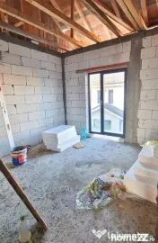 Casa tip duplex, constructie noua.