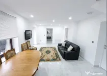 Casă de închiriat, 150 mp, Exterior Est