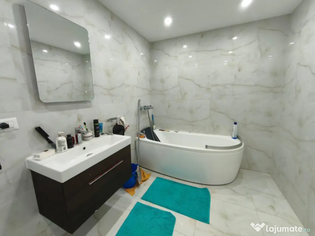 Casă de închiriat, 150 mp, Exterior Est - Radauti (Suceava)