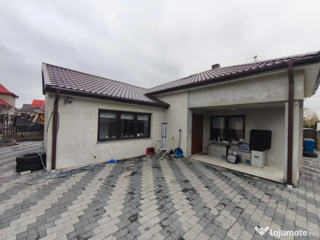 Casă de închiriat, 150 mp, Exterior Est - Radauti (Suceava)