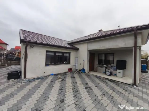 Casă de închiriat, 150 mp, Exterior Est - Radauti (Suceava)