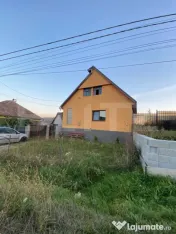 Casă de vânzare în Monariu – 86,5 mp utili, cu anexe ș