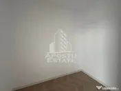 Penthouse 3 camere, terasa de 60mp, loc de parcare, zona Aradului 