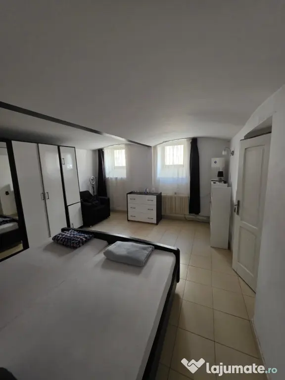 Apartament 2 camere - 68 mp - locatie excelenta - Piata Mari - Timisoara (Timis)