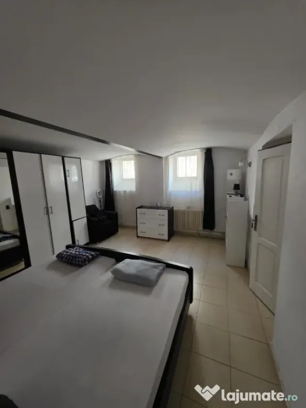 Apartament 2 camere - 68 mp - locatie excelenta - Piata Mari - Timisoara (Timis)