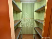 Apartament de vanzare cu 3 camere, Etaj 1, zona Girocului 