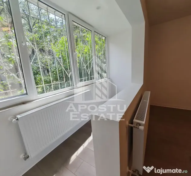 Apartament de vanzare cu 2 camere,renovat complet,zona Gheorghe Lazar - Timisoara (Timis)