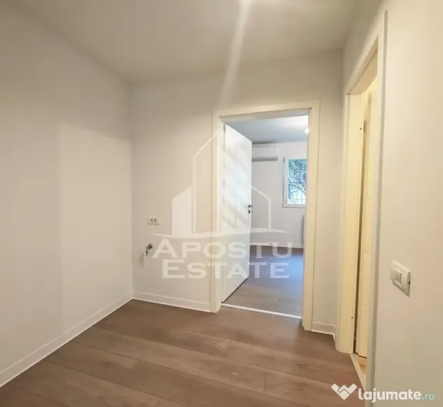 Apartament de vanzare cu 2 camere,renovat complet,zona Gheorghe Lazar - Timisoara (Timis)