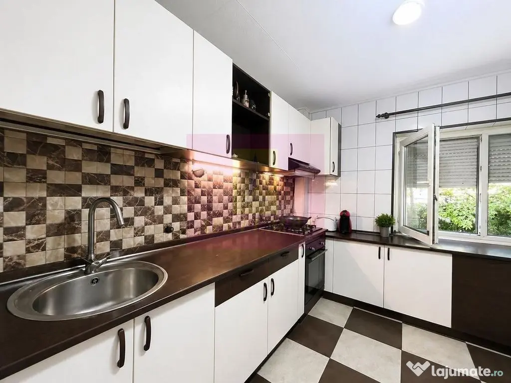 Vanzare apartament 2camere- zona Decebal - Bucuresti (Bucuresti-Ilfov)