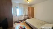 Apartament cu 2 camere, etaj intermediar, decomandat, zona Lipovei 