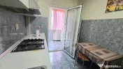 Apartament cu 2 camere, etaj intermediar, decomandat, zona Lipovei 