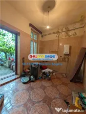 Parcul Carol apartament in vila parter,93 mp,garaj 