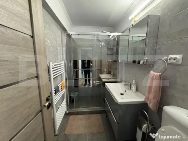 Apartament cu 3 camere, renovat integral, în zona semicentr - Cluj-Napoca (Cluj)