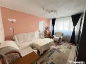 Apartament cu 3 camere de vânzare , etaj intermediar,Circumvalațiunii 