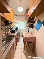 Apartament cu 3 camere de vânzare , etaj intermediar,Circumvalațiunii 