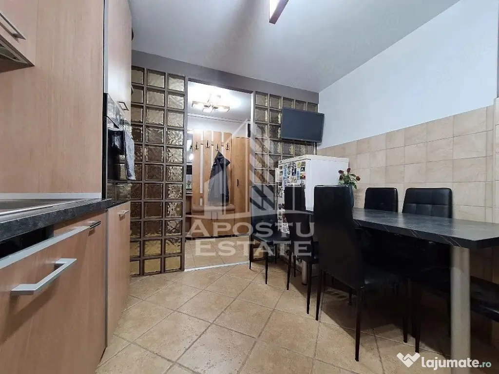 Apartament decomandat,4 camere,2bai,etaj 1 Lipovei,mobilat si utilat - Timisoara (Timis)