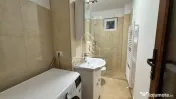 Apartament 3 camere , semidecomandat, zona Sagului